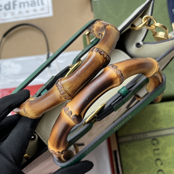 グッチバッグ角部分ディテール